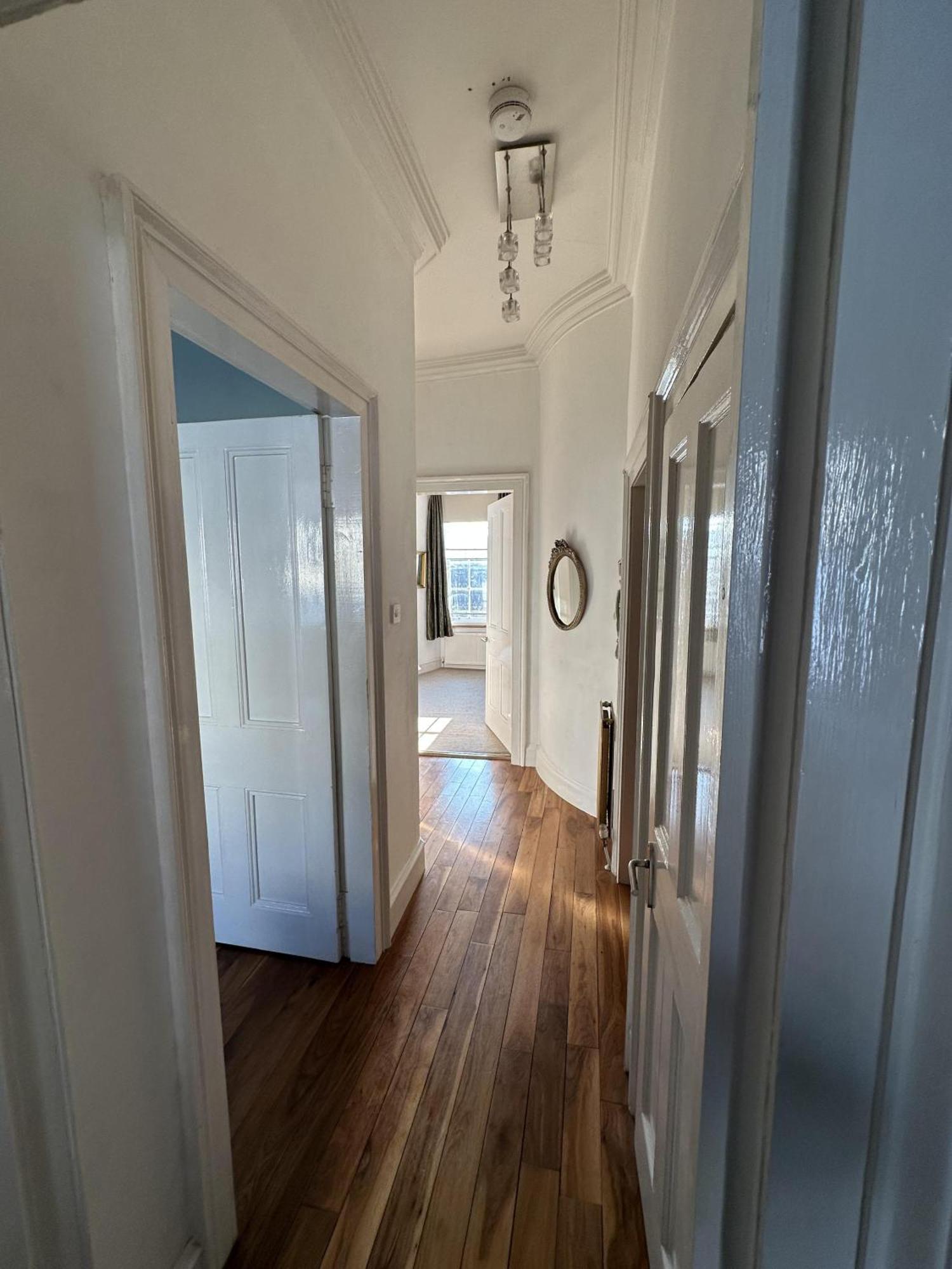 Charming 2-Bedroom Apartment Located In Ayr Bagian luar foto