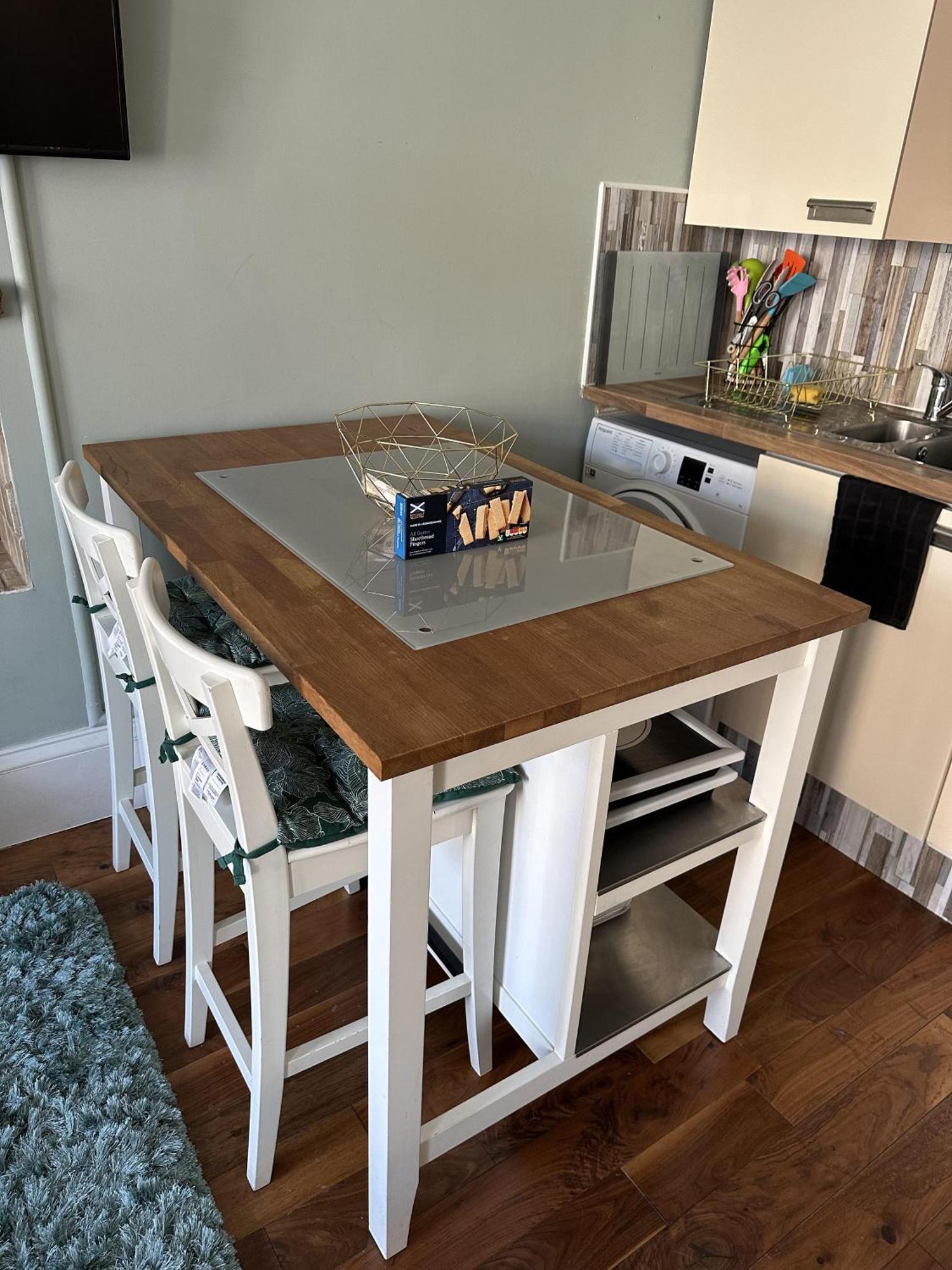 Charming 2-Bedroom Apartment Located In Ayr Bagian luar foto
